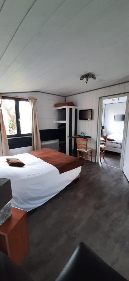 Logis Auberge Des Aulnettes Herouville-Saint-Clair Exterior photo